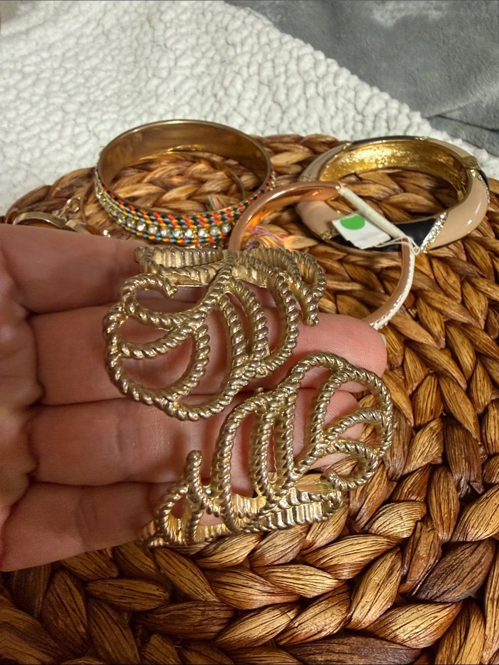 Mixed Gold-Tone, Beige-Black Multi-Accent Women’s Bangle Bracelet Bundle - Picture 12 of 14